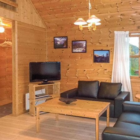 Amazing Home In Vallavik With House Sea View Vangsbygd Екстер'єр фото