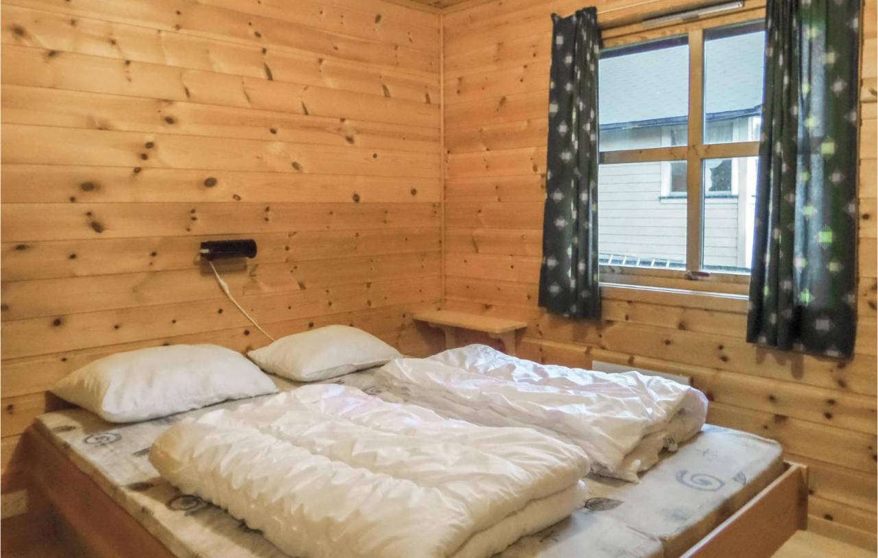 Amazing Home In Vallavik With House Sea View Vangsbygd Екстер'єр фото